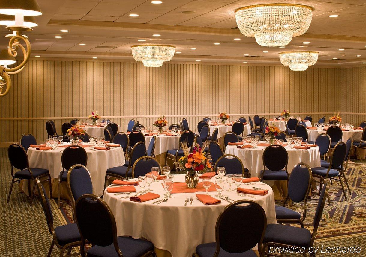 Holiday Inn Hartford Downtown Area, An Ihg Hotel East Hartford Εστιατόριο φωτογραφία